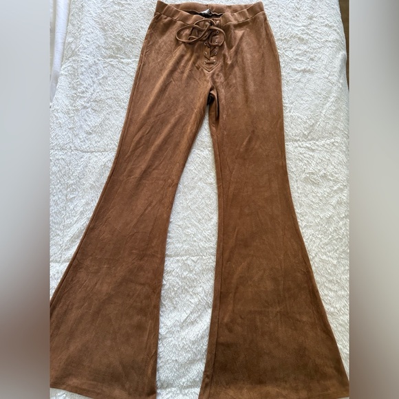 Fashion Nova Brown Faux Suede Lace-Up Flare Pants | Size 1X - Picture 1 of 7